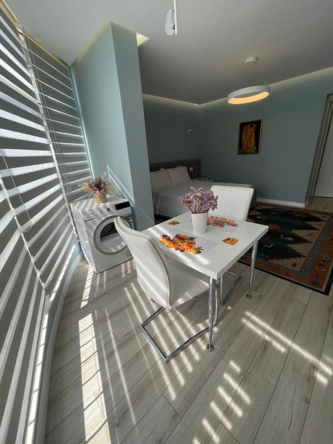 Comfort Apartment In City Center Tiranë Luaran gambar